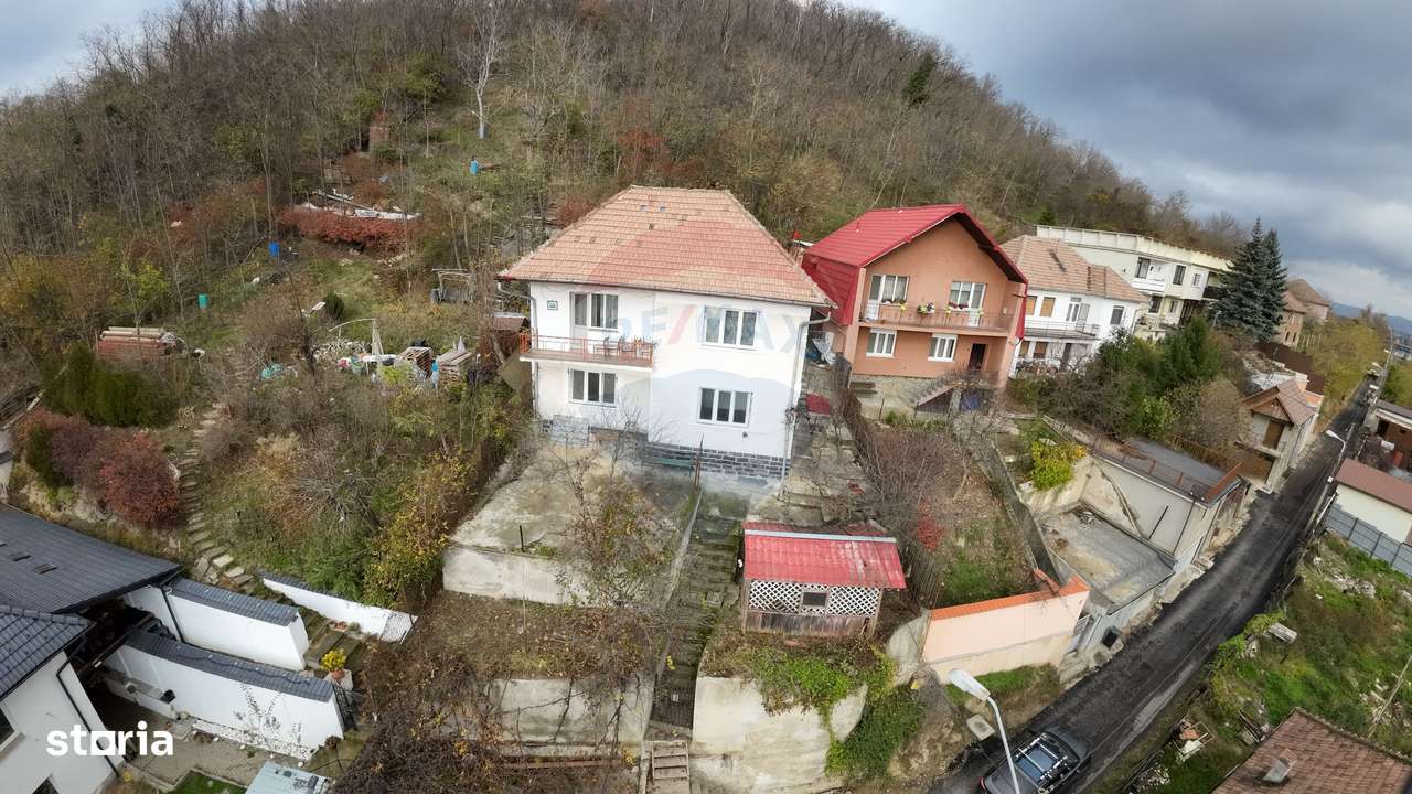 Casă / Vilă cu 5 camere de vânzare în zona Exterior Sud-9