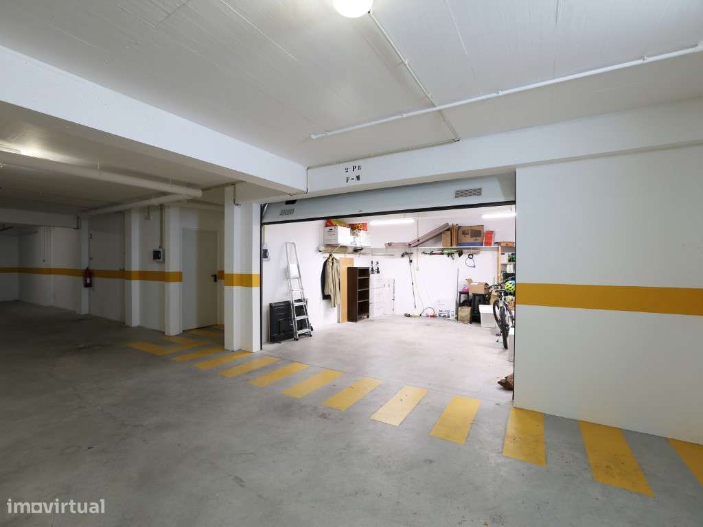 Penthouse T2 com vista panorâmica de mar e terraço privado em condo...-45