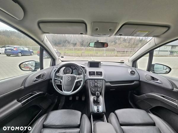 Opel Meriva - 11