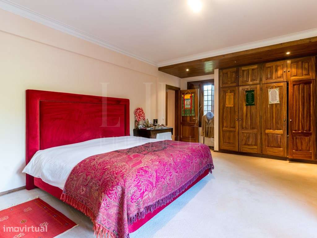 QUINTA COM 22.000 m² E TRÊS MORADIAS EM LOCALIZAÇÃO PRIVILEGIADA DE...-25