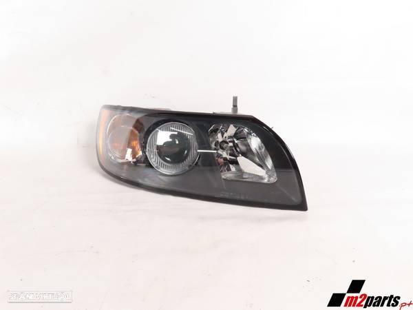 Farol Direito Seminovo/ Original VOLVO S40 II (544)/VOLVO V50 (545) 31213185 - 1