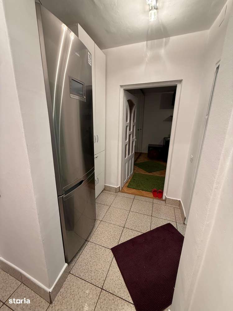 Piata Victoriei,loc de parcare Adp,decomandat,5 min metrou - Imagine principală: 5/11