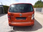 Volkswagen Touran 2.0 TDI DPF Cross - 4