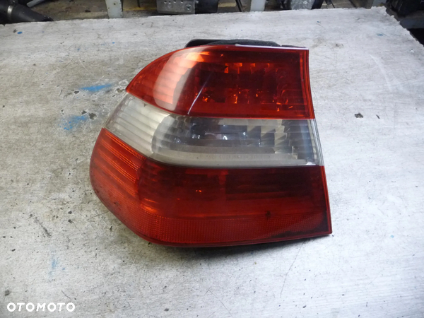 BMW E46 LIFT SEDAN LAMPA LEWY TYŁ TYLNA LEWA - 8