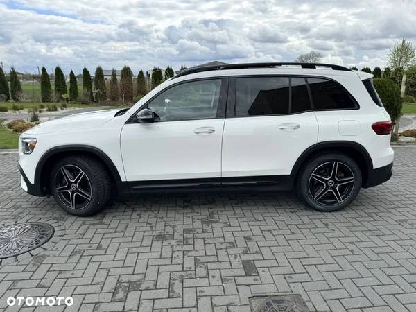 Mercedes-Benz GLB 250 AMG Line 8G-DCT - 2