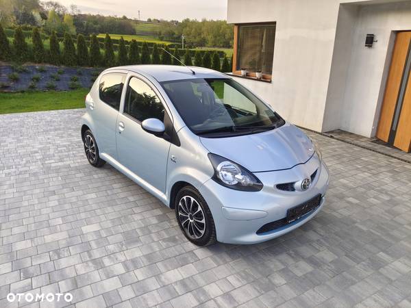 Toyota Aygo 1.0 VVT-i Sol - 2