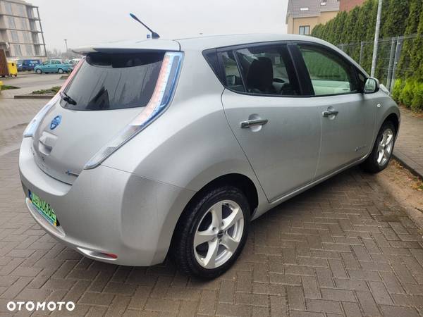 Nissan Leaf - 7