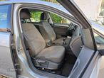 VW Golf 1.6 TDi BlueMotion Confortline - 12