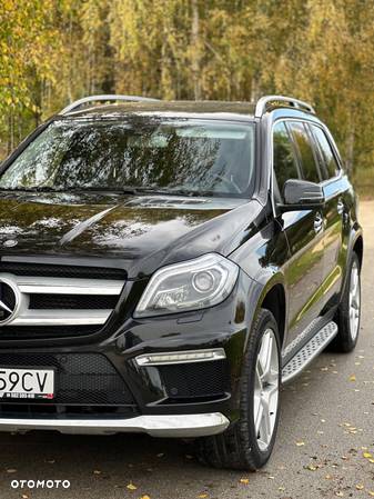 Mercedes-Benz GL 350 BlueTec 4-Matic - 23