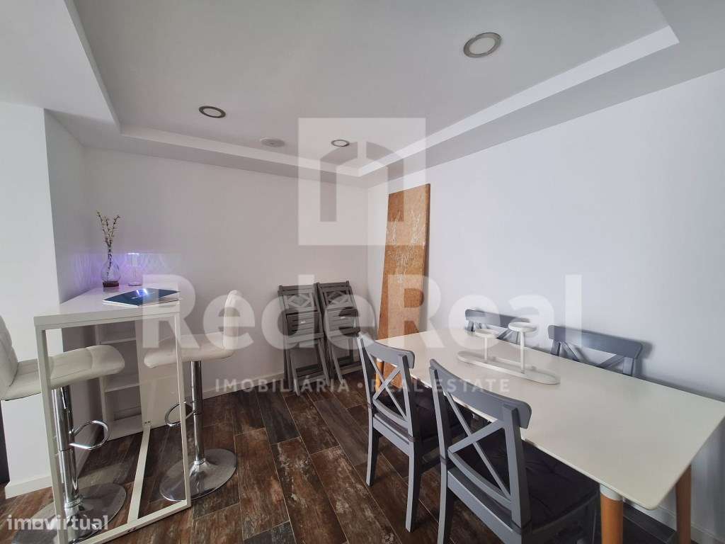 Moradia T4 com Vista Deslumbrante na Zona Histórica de Faro-28