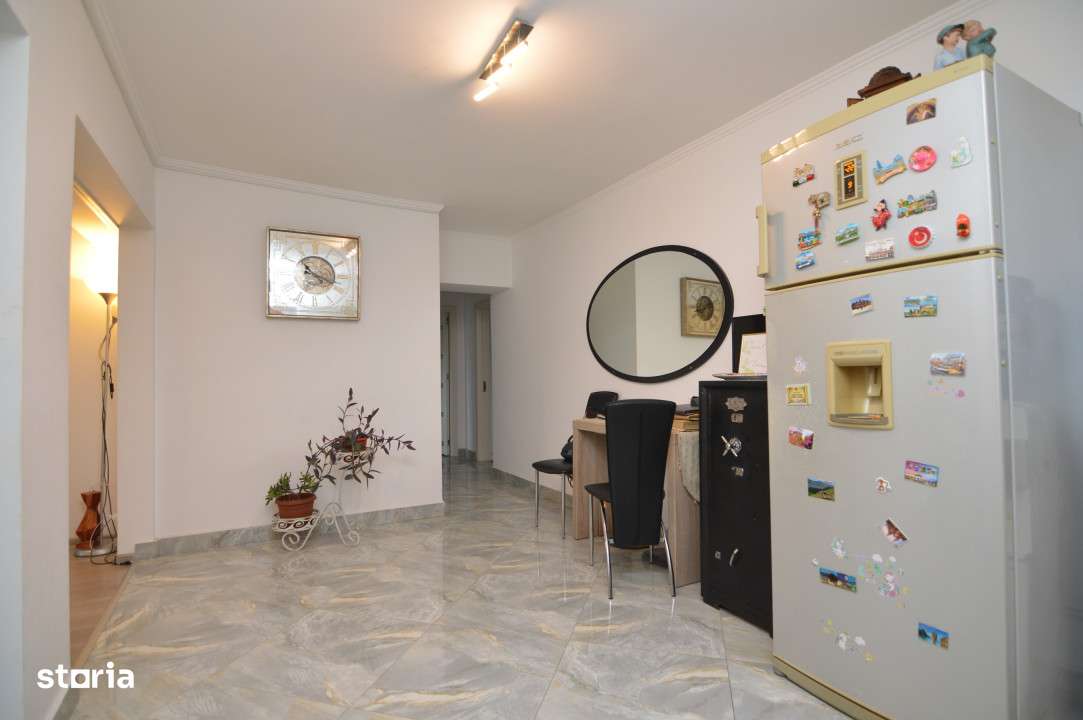 VANZARE APARTAMENT 3 CAMERE UNIRII – PIATA ALBA IULIA-12