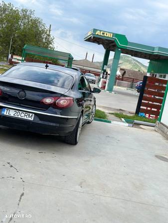 Volkswagen Passat CC 2.0 TDI DSG - 11