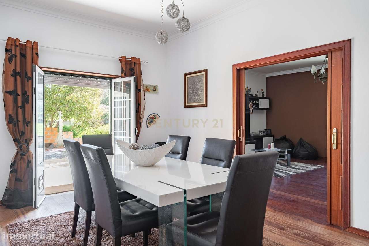 Moradia rodeada pelo campo-7