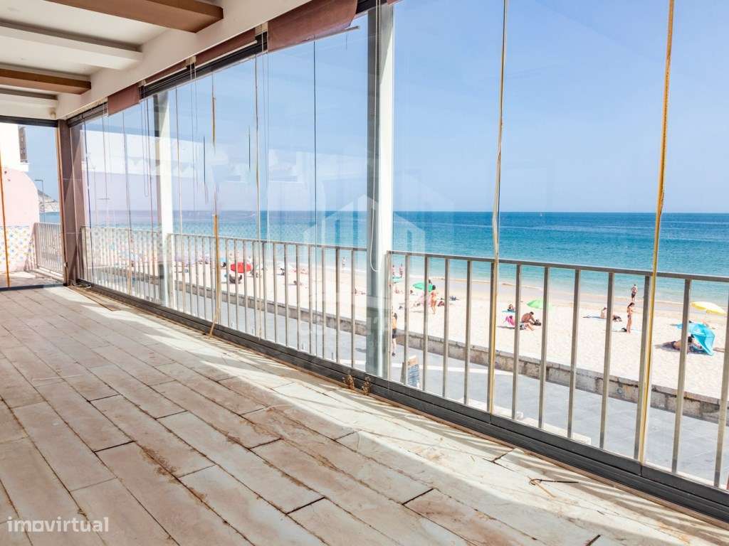 Prédio T7 na Primeira Linha da Praia em Sesimbra - Grande imagem: 5/30