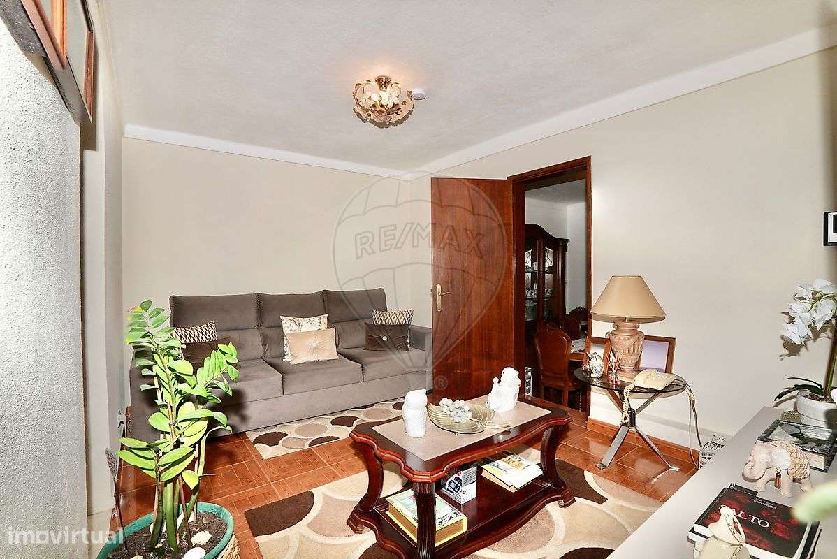 Moradia T2 para venda-9