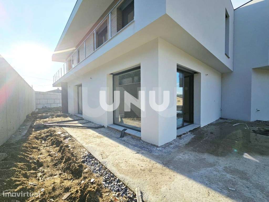 Moradia Geminada T3 - Rodeada de Natureza - Grande imagem: 5/35