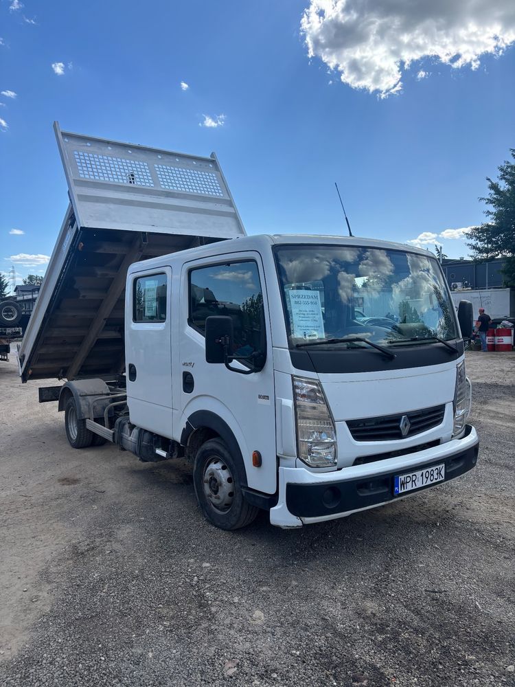 Renault Maxity 2010