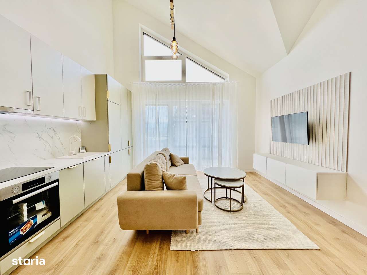 Penthouse superb cu 2 camere + terasa 10m, mobilat si utilat complet - Imagine principală: 5/10