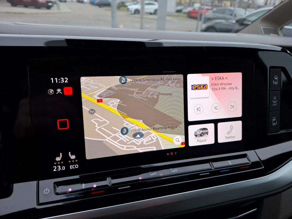 Salon PL Gwarancja fabryczna PHEV 218KM Panorama DCC Sam parkuje L2