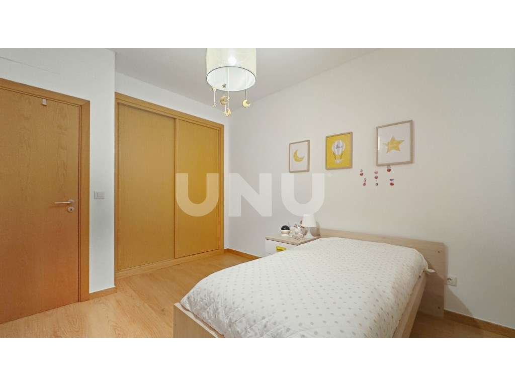 Apartamento T3 no Condomínio Quinta da Cascata, em Vila Franca de X...-10