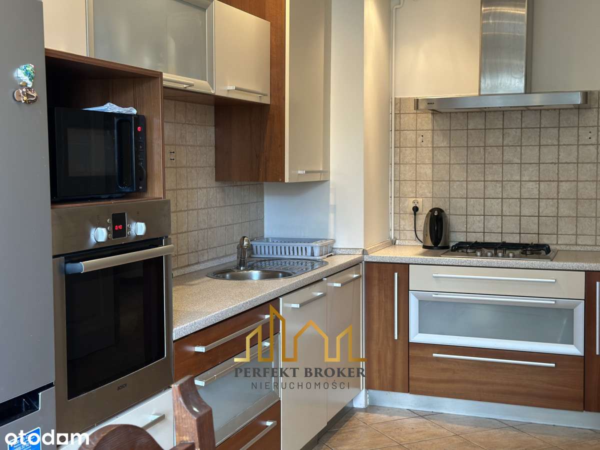 Mieszkanie w sercu Miasteczka Akademickiego!-2