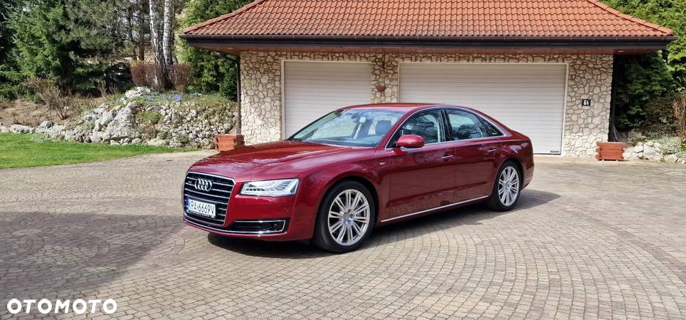 Audi A8 4.2 TDI DPF (clean diesel) quattro tiptronic - 9