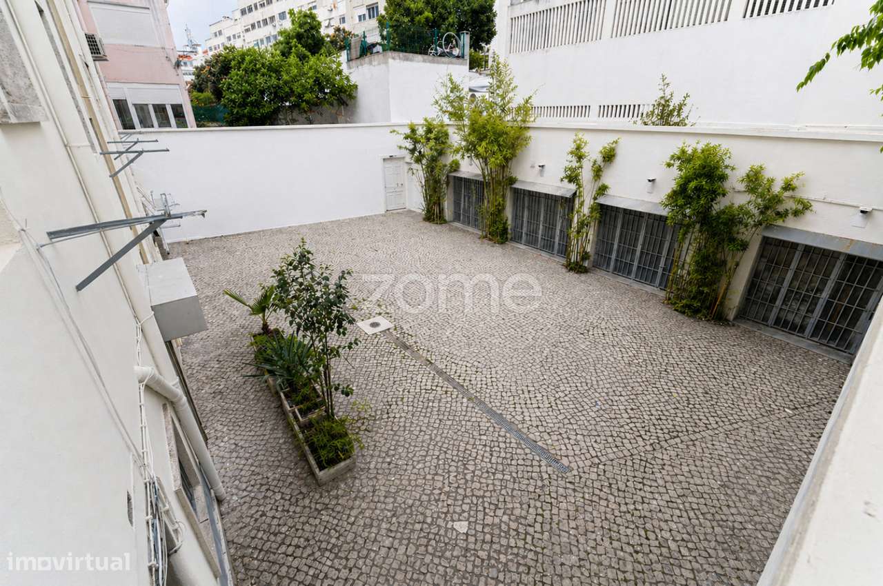 OPORTUNIDADE ÚNICA EM BENFICA - ESPAÇO, LOCALIZAÇÃO E POTENCIAL NUM...-41