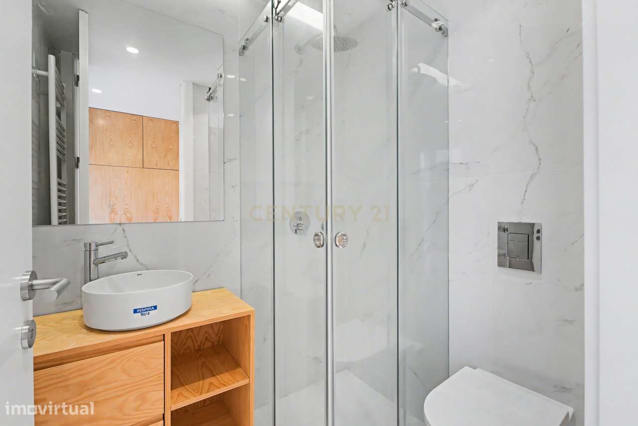 Luxuosa Moradia T4 em Matosinhos | elevador | 294,85m2-14