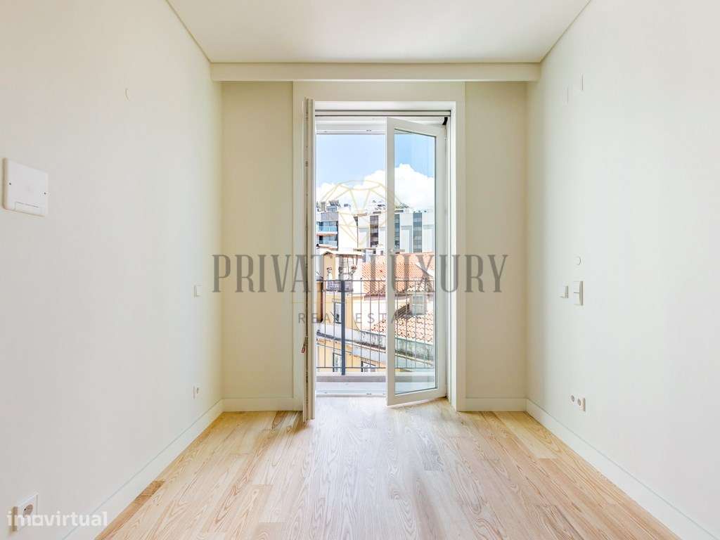 Apartamento T1 com varanda nas Avenidas Novas-20
