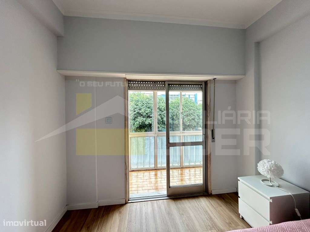 Apartamento T2 em Olival Basto Odivelas.-11