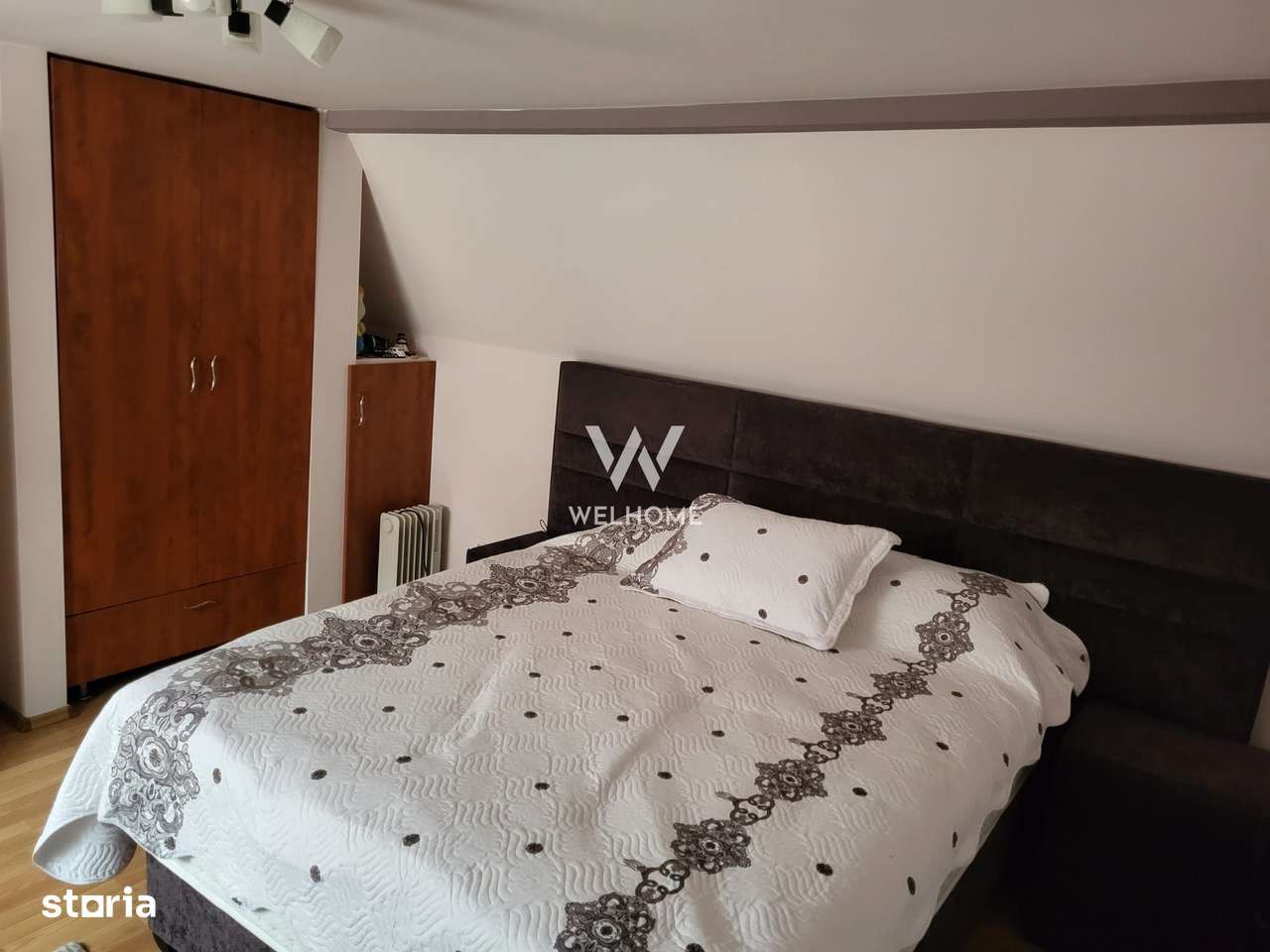 Casă cu piscină interioară -Turnișor-4