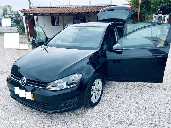 VW Golf 1.6 TDi Confortline - 4