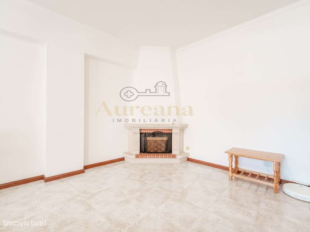 Apartamento T3 com elevador - Centro de Fátima-12