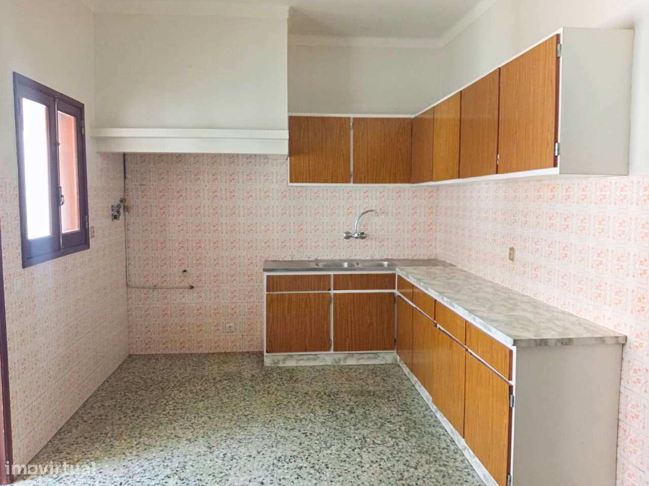 Moradia com Anexos, Quintal e Vista Panorâmica - Grande imagem: 4/22