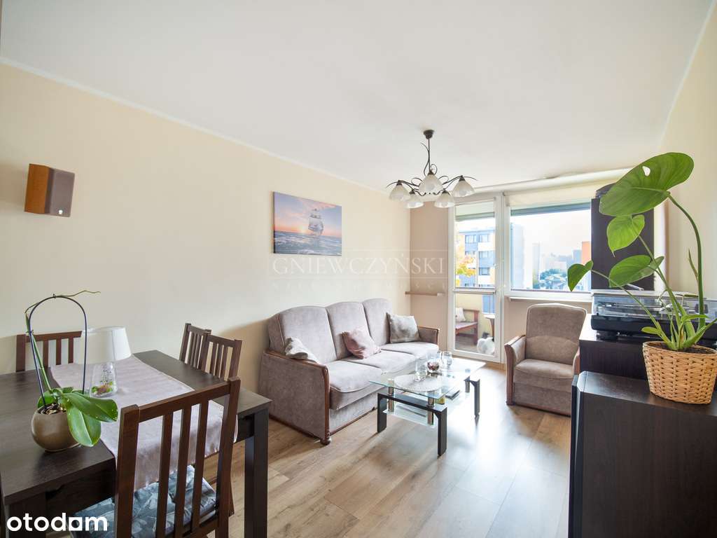 ul. Legnicka - Rozkładowe mieszkanie dla Rodziny-14