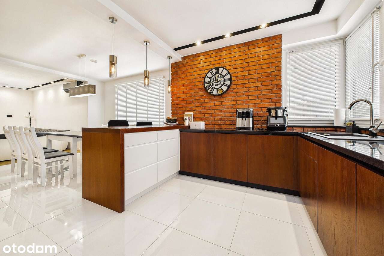 Nowoczesny dom | 4 sypialnie | 2 garaże | S17, szkoła, sklepy 5 minut-5