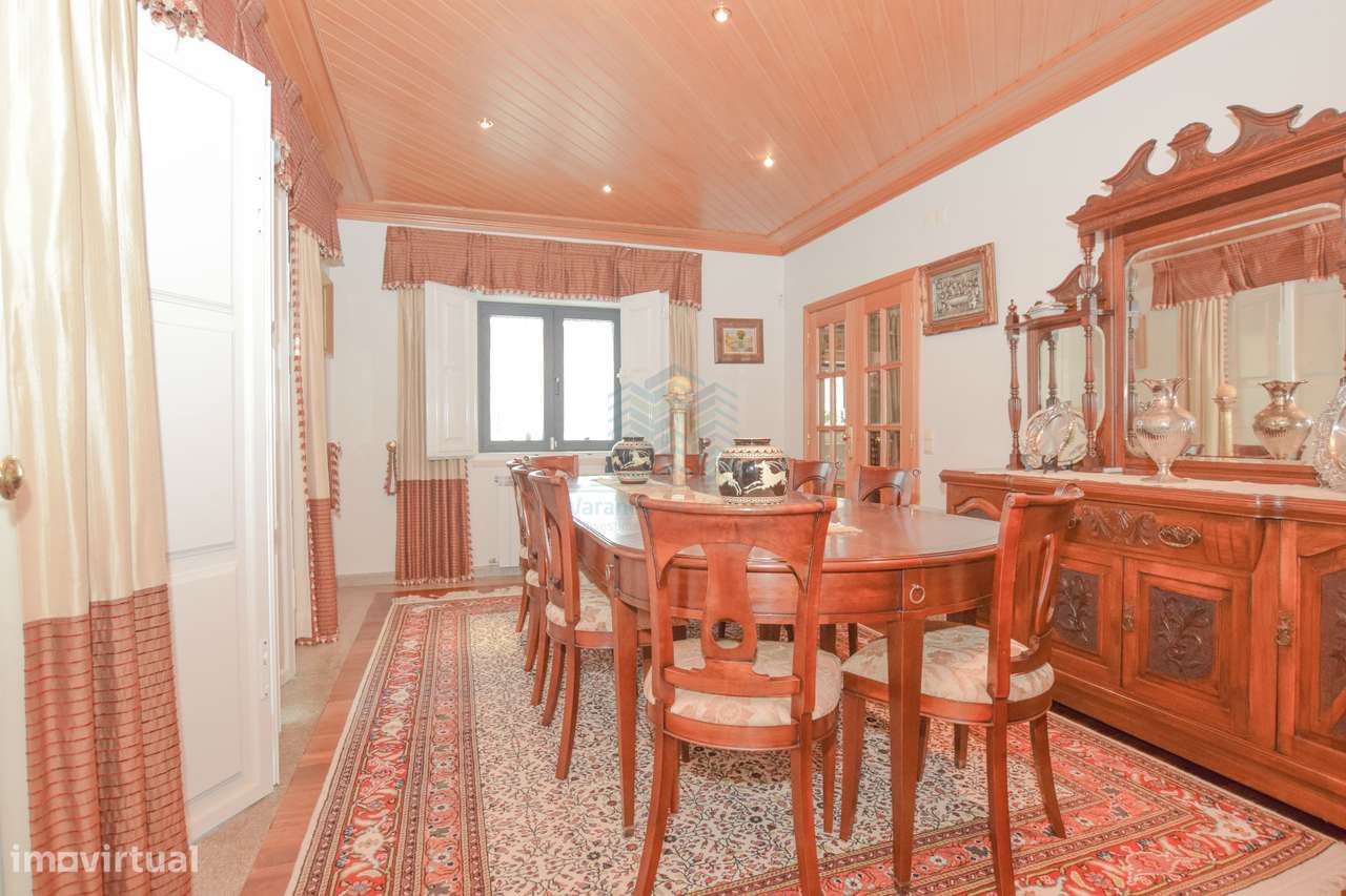 Moradia T3+2 com jardim e logradouro em Quinta da Silvã - Torres Novas-14