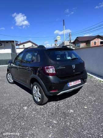 Dacia Sandero Stepway dCi 90 (S&S) Celebration - 3