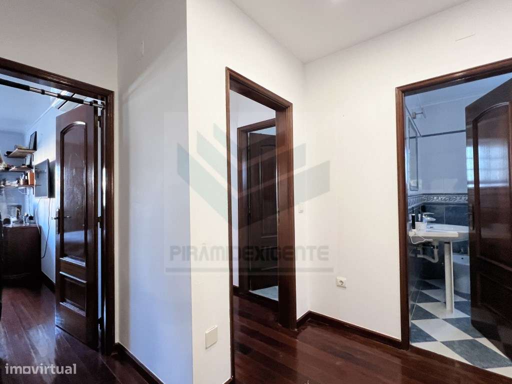 MORADIA T4+1, CAVE 76m2, SÓTAO, GARAGEM, GAIO - MOITA-27