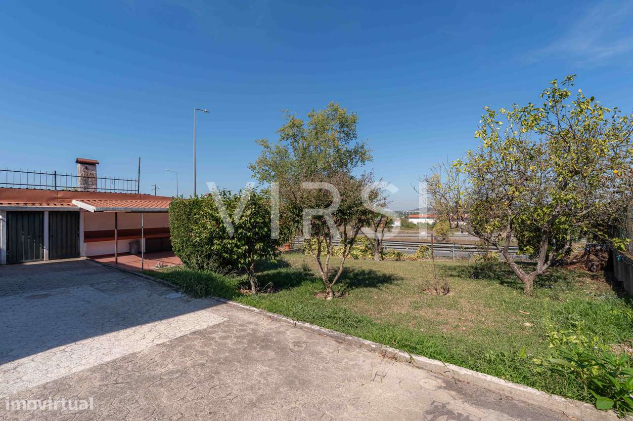 T3 com sótão, 2 garagens e amplo espaço exterior - São Martinho do...-41