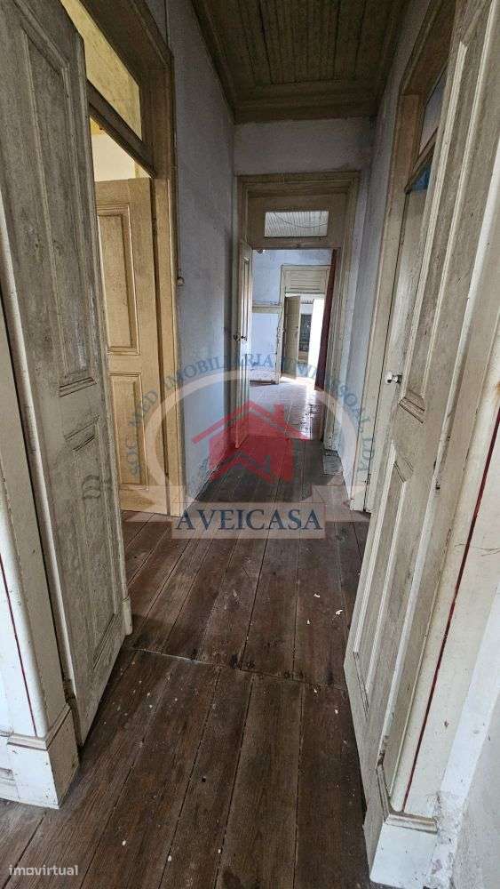 CASA GANDARESA EM VERDEMILHO PARA RECUPERAR-32