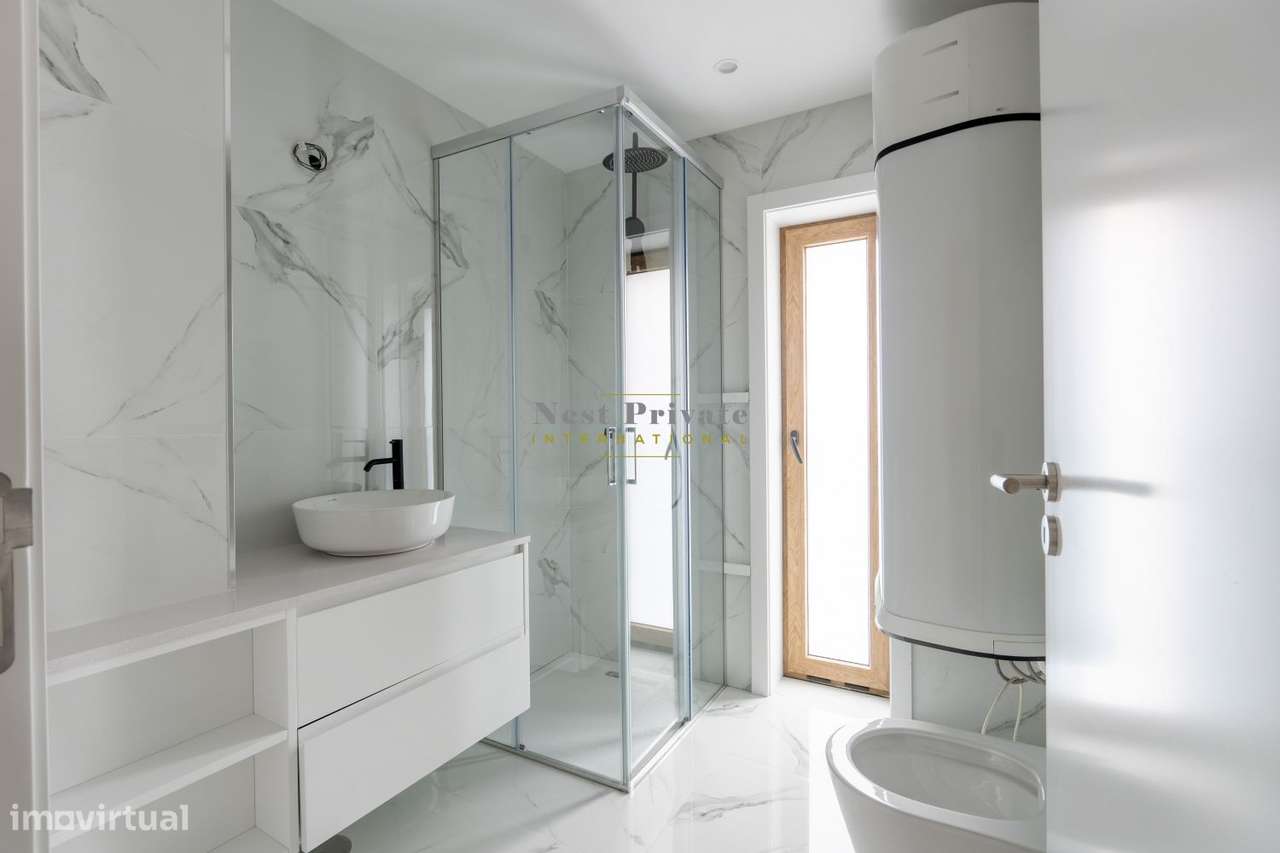 Apartamento T5 Duplex Antas-22