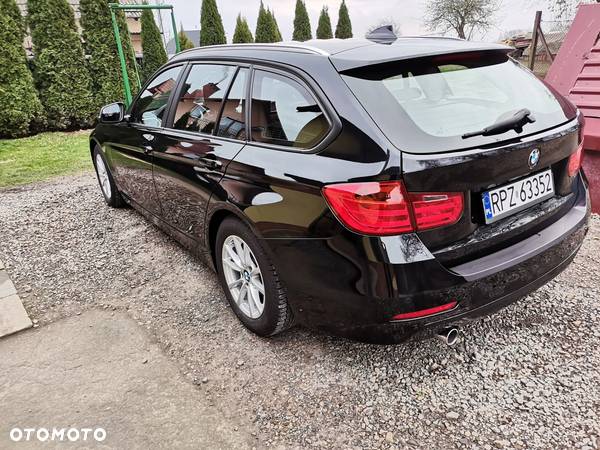 BMW Seria 3 316d - 5