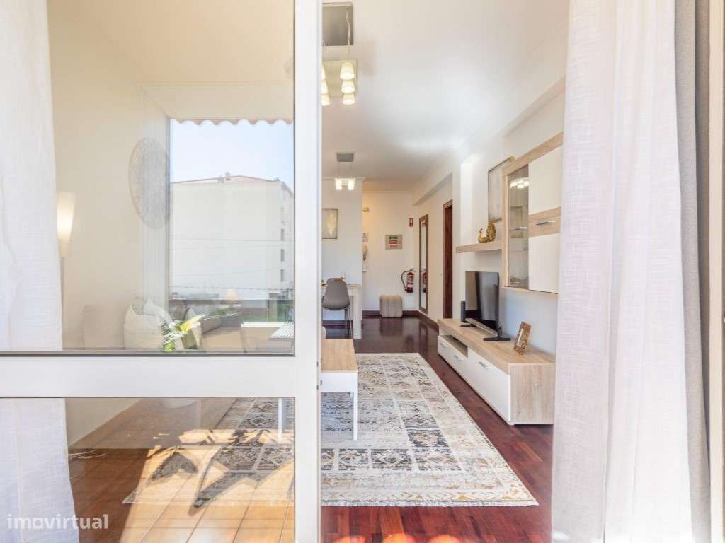 Apartamento T2 no Centro de Caniço, Santa Cruz-10