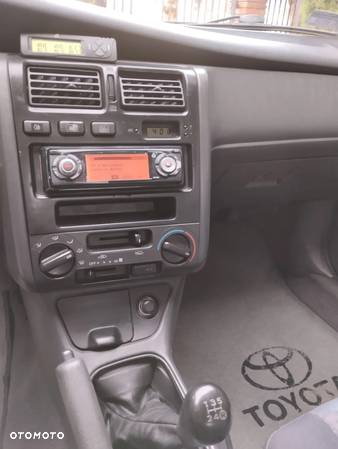 Toyota Carina E 1.6 XLi - 9