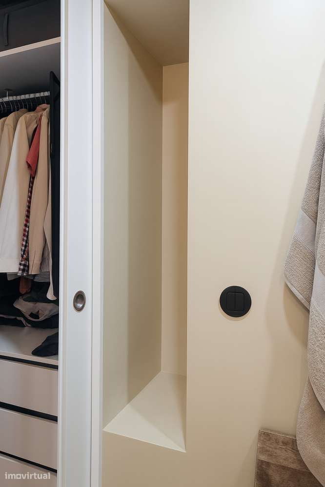 T4 remodelado com terraço - Rua Alexandre Ferreira-23