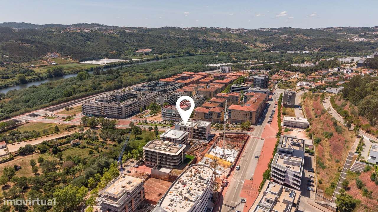 Luminoso Apartamento T2 NOVO com Terraço e Garagem Fechada — Quinta de-18