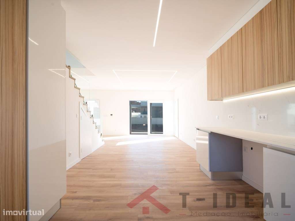 Moradia T4 nova próxima da Lourinhã e das praias-10