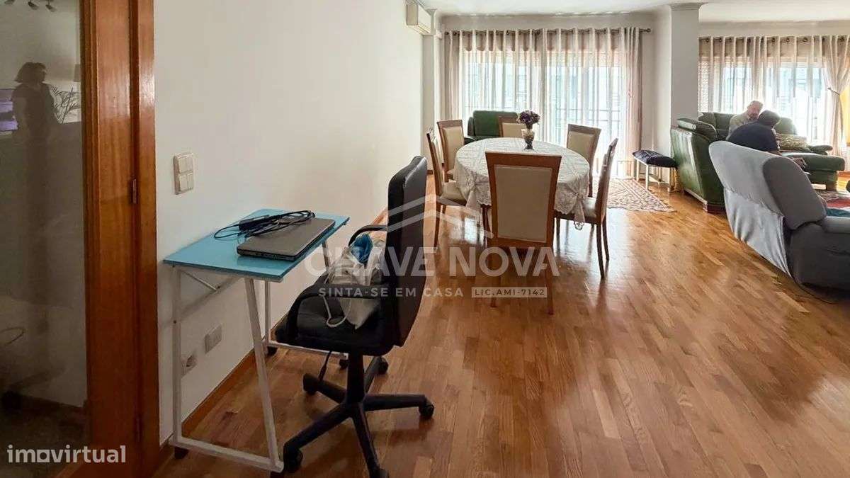 T3 Condominio Fechado c/ Garagem Box em Vilar do Paraíso-5