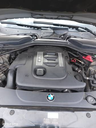 BMW Seria 5 520d - 12